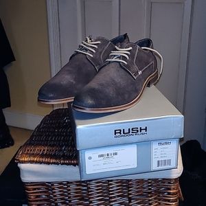 Mens shoes